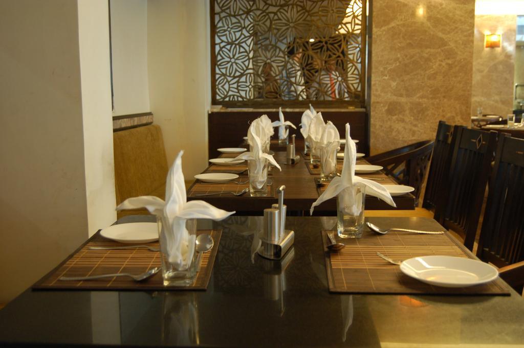 The President-A Boutique Hotel Ahmedabad Exterior foto