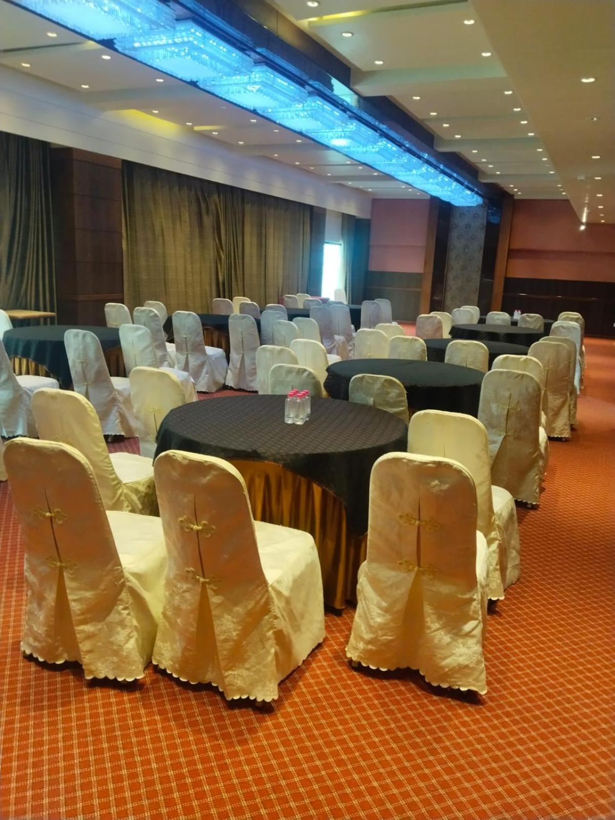 The President-A Boutique Hotel Ahmedabad Exterior foto