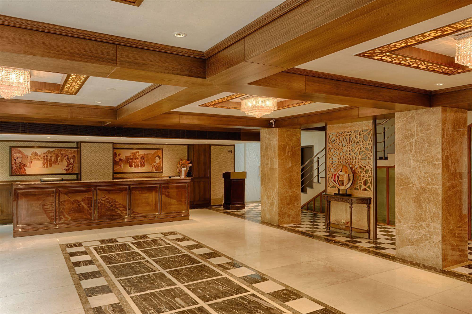 The President-A Boutique Hotel Ahmedabad Exterior foto